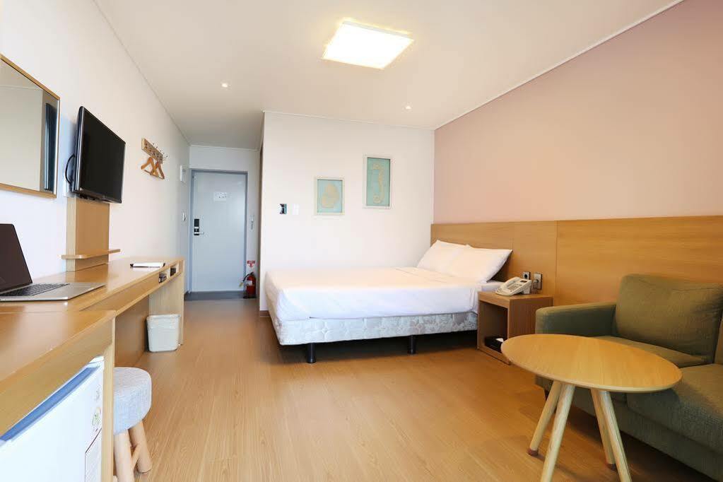 Sims Hotel 济州市 外观 照片